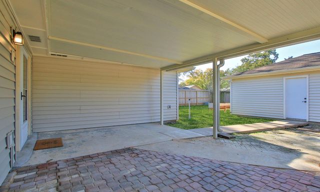 25207 Firewood Lane, Spring, TX 77373