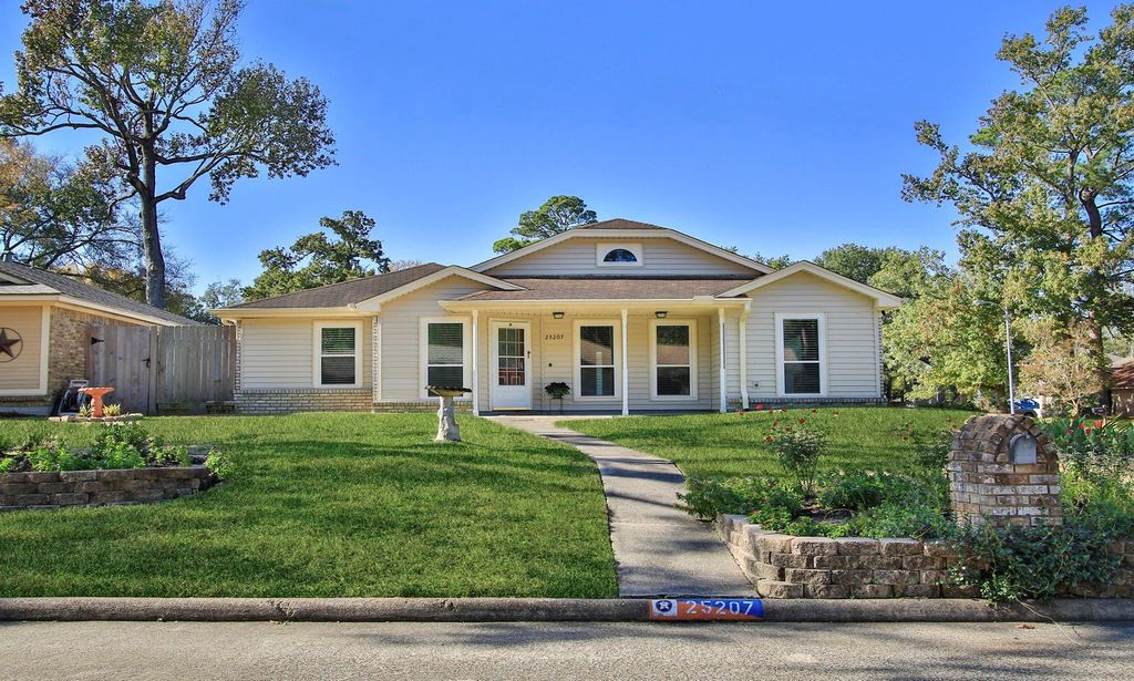 25207 Firewood Lane, Spring, TX 77373