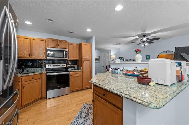 1206 Edenham Way, Greensboro, NC 27410