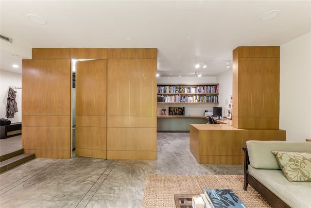 7206 Tokalon Drive, Dallas, TX 75214
