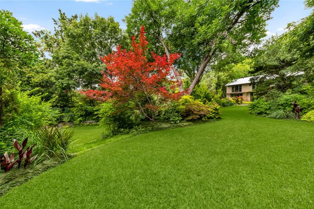 7206 Tokalon Drive, Dallas, TX 75214