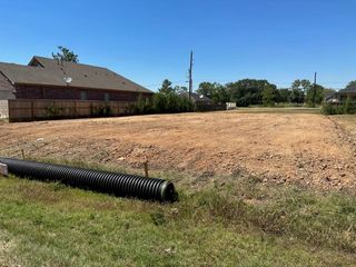 415 Ray Avenue, Arcola, TX 77583