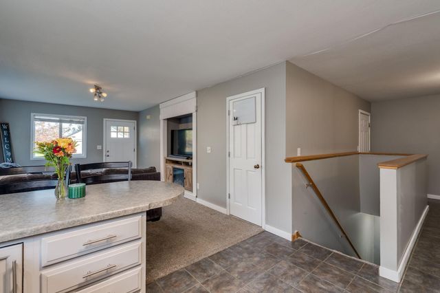 804 Juniper Lane NW, Montgomery, MN 56069