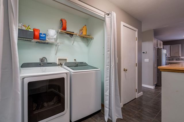 804 Juniper Lane NW, Montgomery, MN 56069