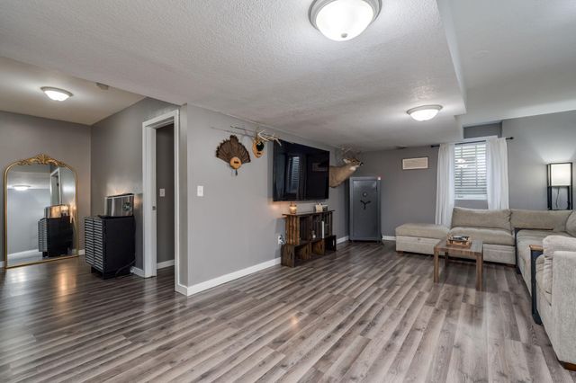 804 Juniper Lane NW, Montgomery, MN 56069