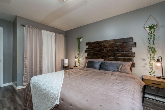 804 Juniper Lane NW, Montgomery, MN 56069