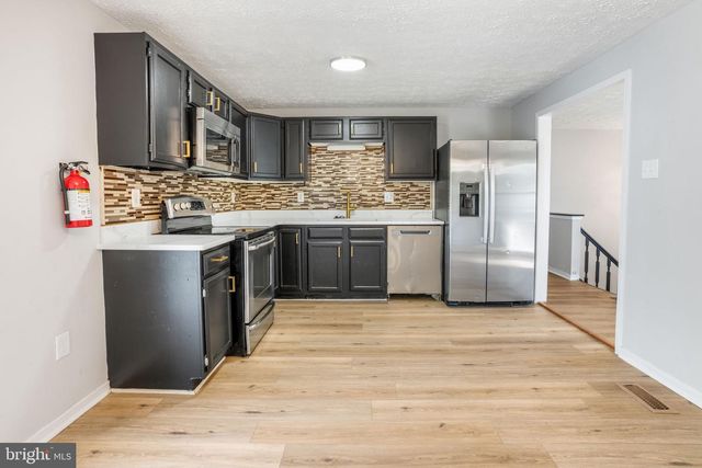 31 DECATUR LN, Sicklerville, NJ 08081