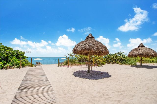1111 Crandon Boulevard B606, Key Biscayne, FL 33149