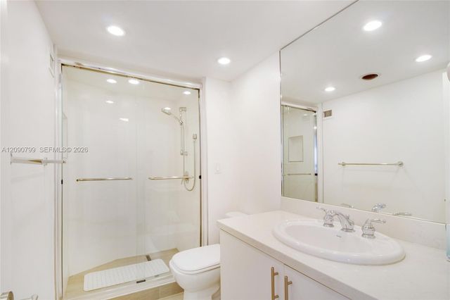 1111 Crandon Boulevard B606, Key Biscayne, FL 33149