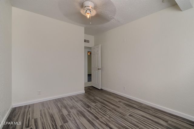 10000 JAMAICA Street, El Paso, TX 79924