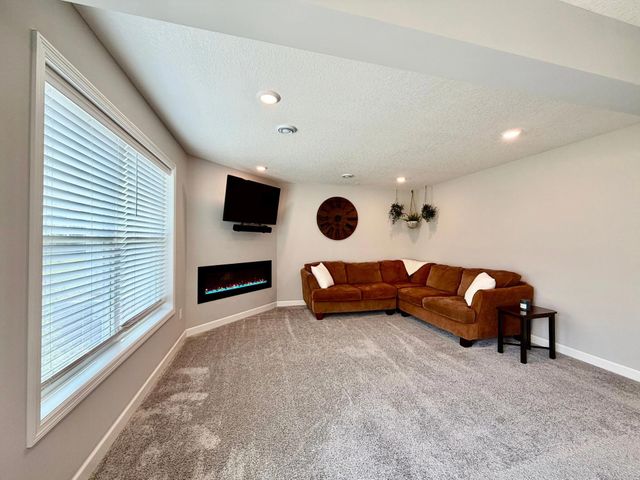 2172 Jasper Court, Hugo, MN 55038