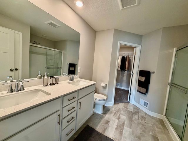 2172 Jasper Court, Hugo, MN 55038