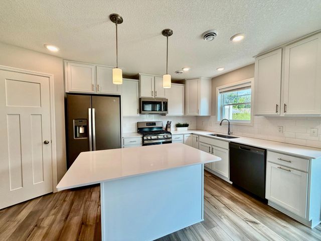 2172 Jasper Court, Hugo, MN 55038