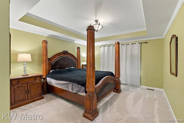 20735 Cheddleton Drive, Macomb, MI 48044