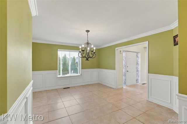 20735 Cheddleton Drive, Macomb, MI 48044