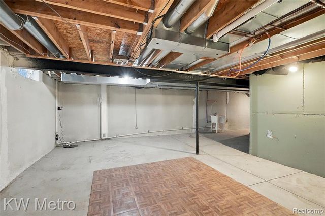 20735 Cheddleton Drive, Macomb, MI 48044