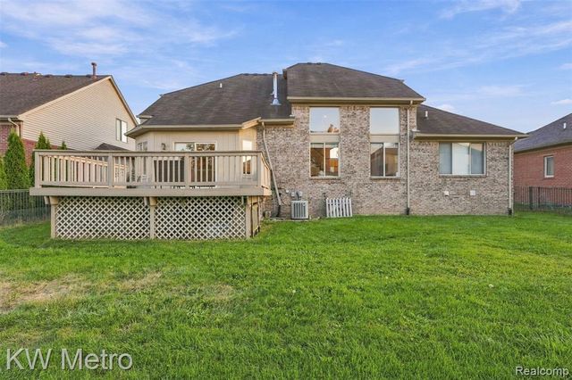 20735 Cheddleton Drive, Macomb, MI 48044