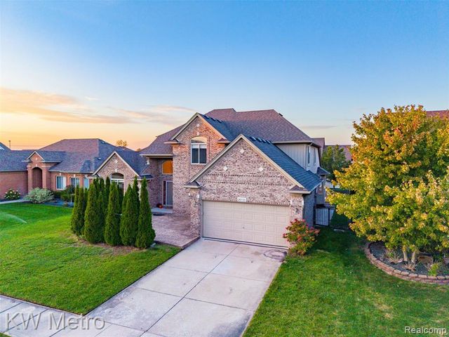 20735 Cheddleton Drive, Macomb, MI 48044