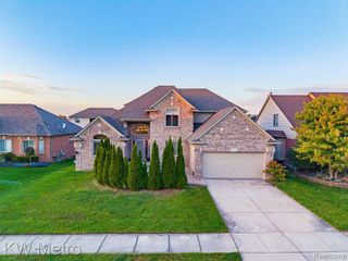 20735 Cheddleton Drive, Macomb, MI 48044