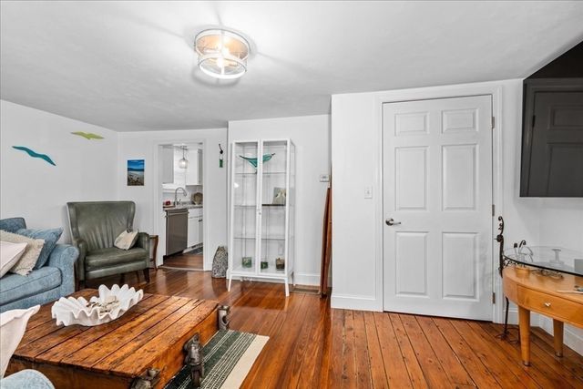 147 Sycamore St, New Bedford, MA 02740