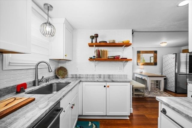 147 Sycamore St, New Bedford, MA 02740
