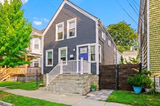 147 Sycamore St, New Bedford, MA 02740