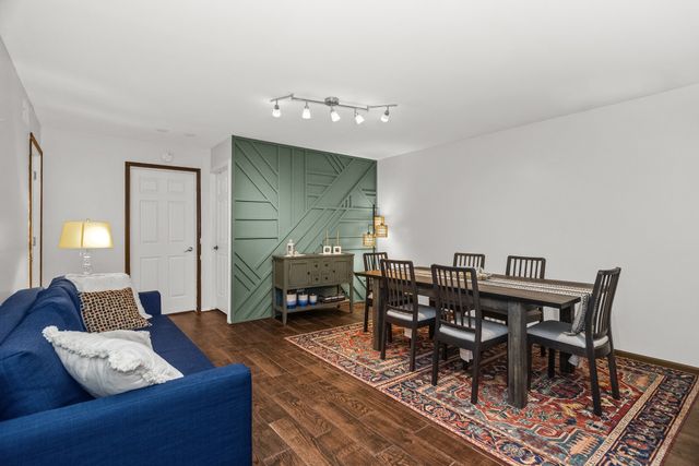 1811 Lyons Street, Evanston, IL 60201