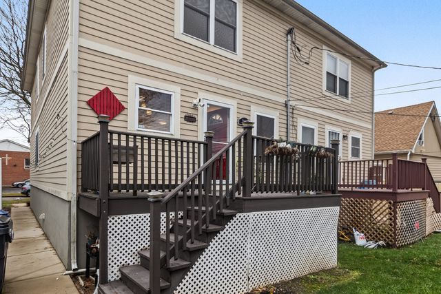 1811 Lyons Street, Evanston, IL 60201