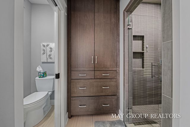 7744 Harmony Cove Court SE, Byron Center, MI 49315