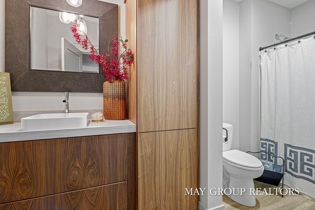 7744 Harmony Cove Court SE, Byron Center, MI 49315