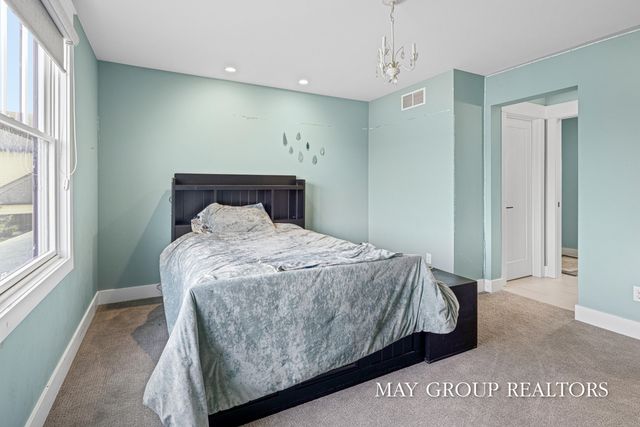 7744 Harmony Cove Court SE, Byron Center, MI 49315