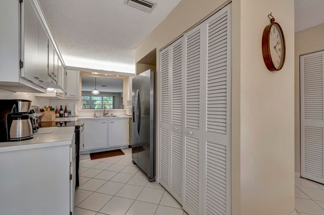 5943 ARECA PALM Court G, Delray Beach, FL 33484