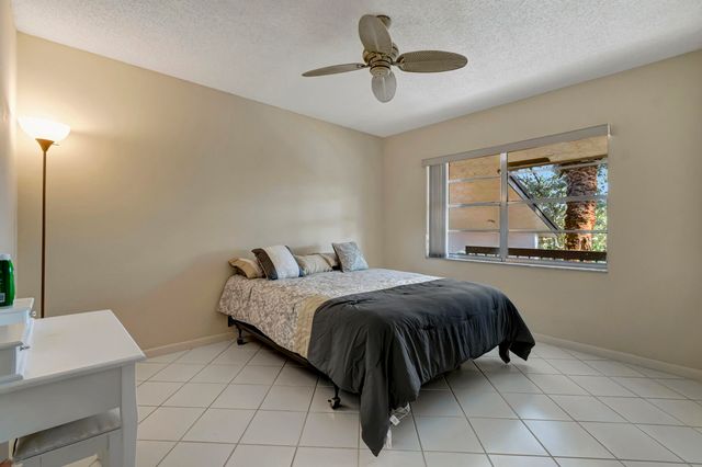 5943 ARECA PALM Court G, Delray Beach, FL 33484