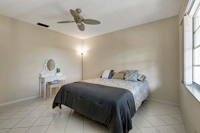 5943 ARECA PALM Court G, Delray Beach, FL 33484