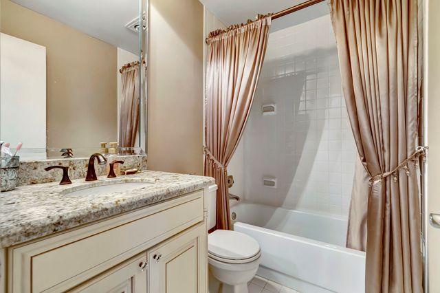 5943 ARECA PALM Court G, Delray Beach, FL 33484
