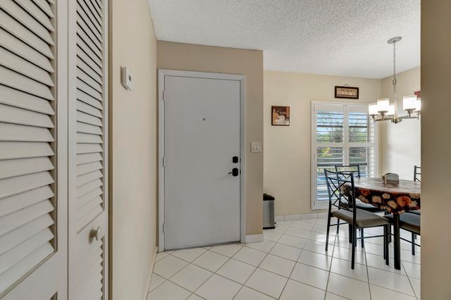 5943 ARECA PALM Court G, Delray Beach, FL 33484