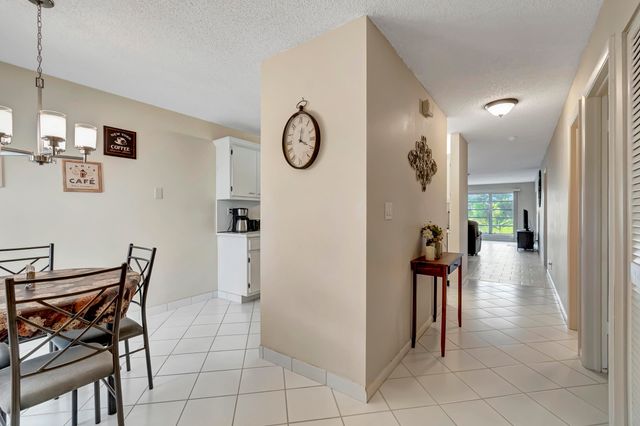 5943 ARECA PALM Court G, Delray Beach, FL 33484