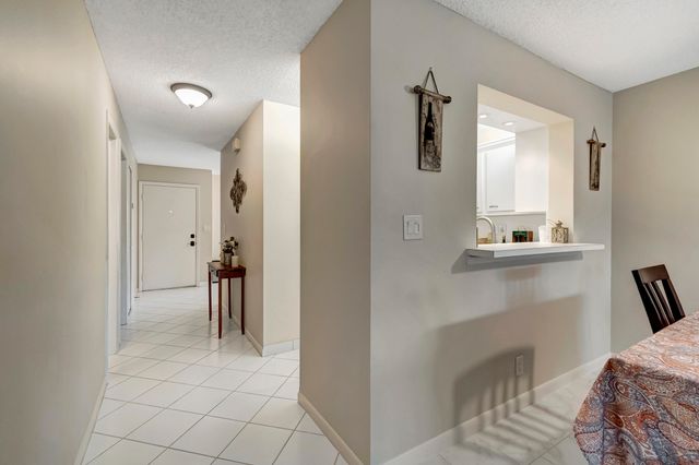 5943 ARECA PALM Court G, Delray Beach, FL 33484