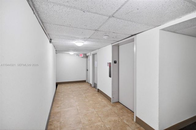 16851 NE 23rd Avenue 619, North Miami Beach, FL 33160