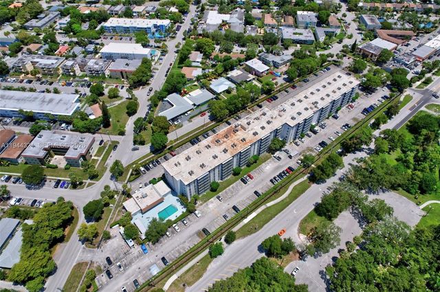 16851 NE 23rd Avenue 619, North Miami Beach, FL 33160