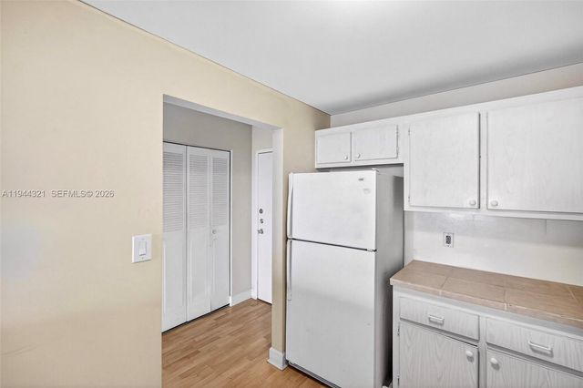 16851 NE 23rd Avenue 619, North Miami Beach, FL 33160