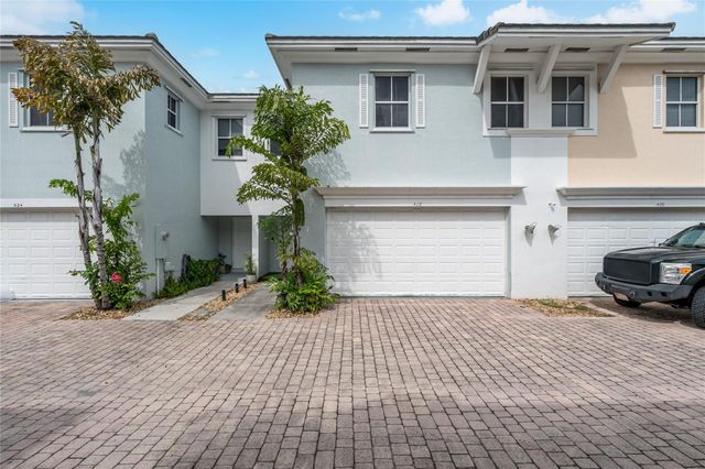 422 NE 1st Avenue, Pompano Beach, FL 33060