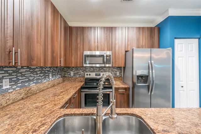 422 NE 1st Avenue, Pompano Beach, FL 33060