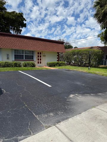 3225 NE 21st Avenue 7, Lighthouse Point, FL 33064