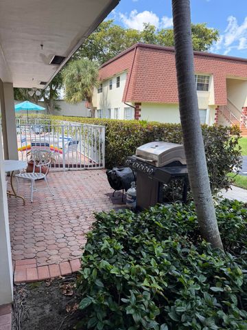 3225 NE 21st Avenue 7, Lighthouse Point, FL 33064