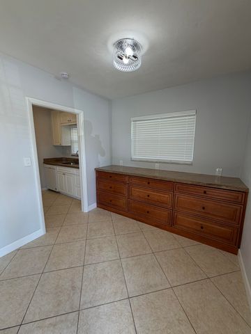 3225 NE 21st Avenue 7, Lighthouse Point, FL 33064