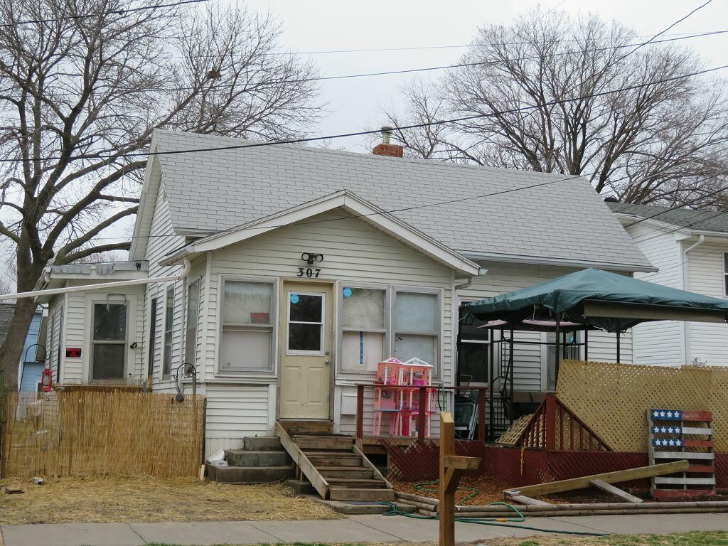 307 S 9TH Street, Council Bluffs, IA 51501