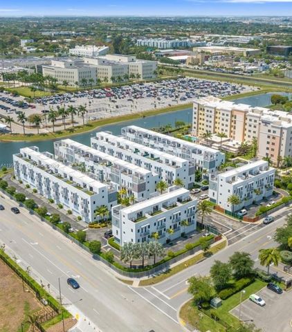 9133 NW 33rd St, Doral, FL 33172