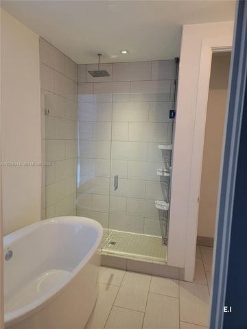 9133 NW 33rd St, Doral, FL 33172