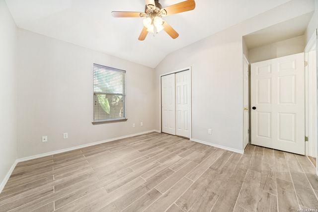 4330 Knollbluff, San Antonio, TX 78247